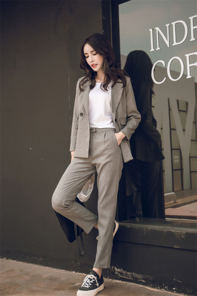 Women pants suit