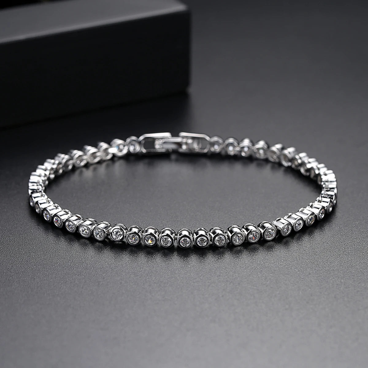 Women's bracelet