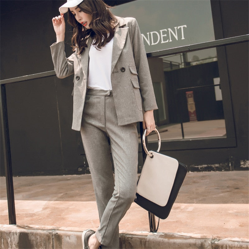 Women pants suit